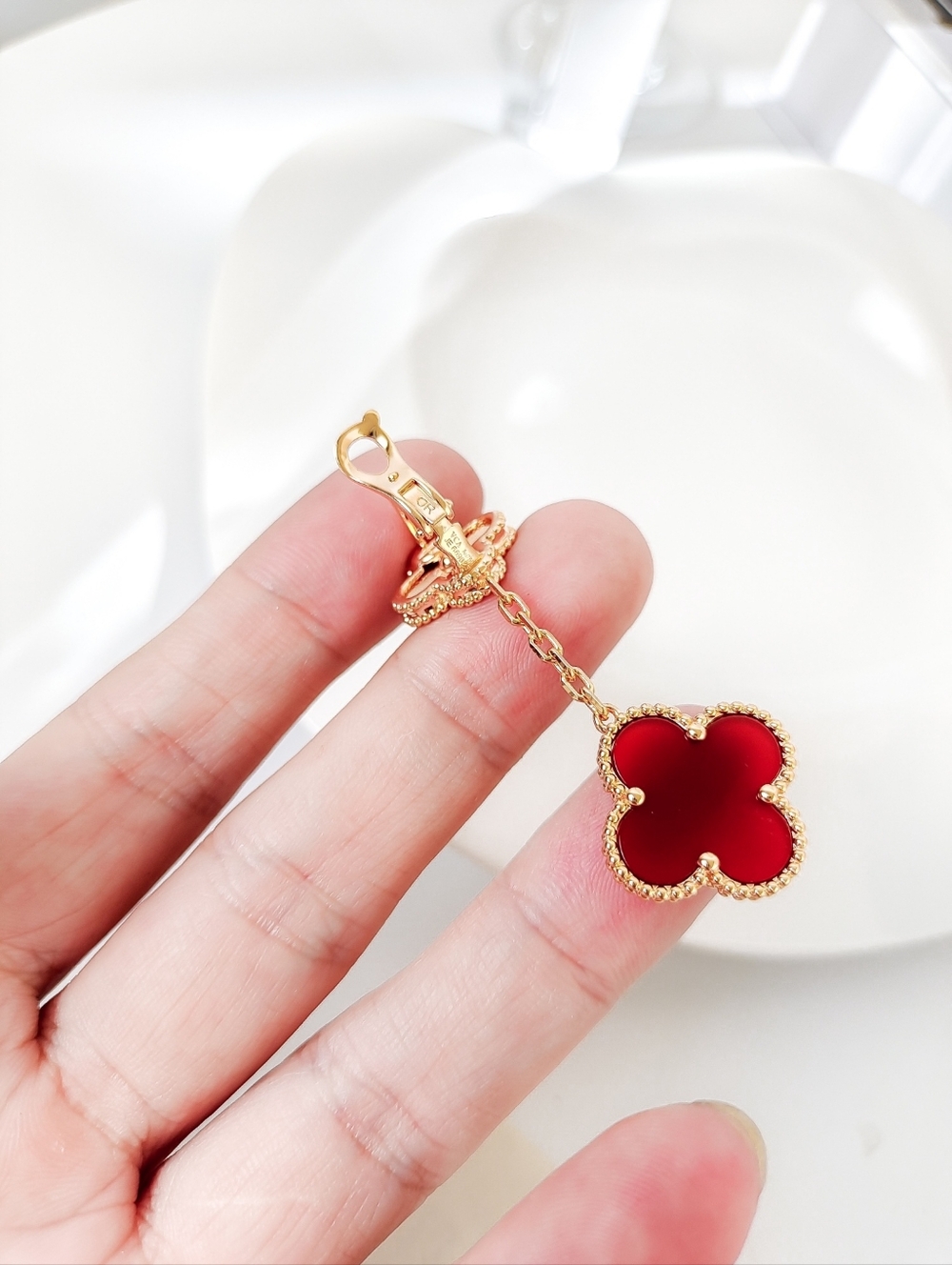 😘 Van Cleef & Arpels Magic Alhambra Collection Double-Flower Red Carnelian Earr - Picture 3 of 8